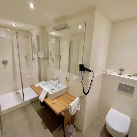 Aparthotel Kroesbacher Fulpmes