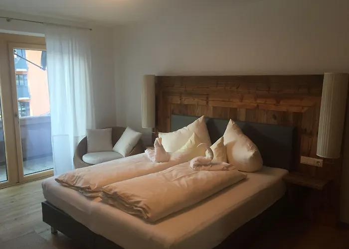 Hotel apartamentowy Kroesbacher 3*