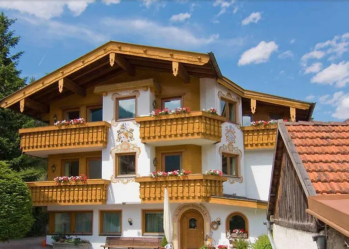 Hotel apartamentowy Kroesbacher 3*