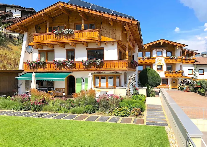 Apart-hotel Kroesbacher 3*