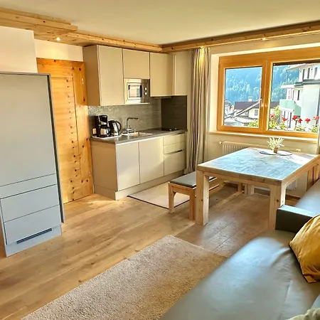 Kroesbacher Apart Otel